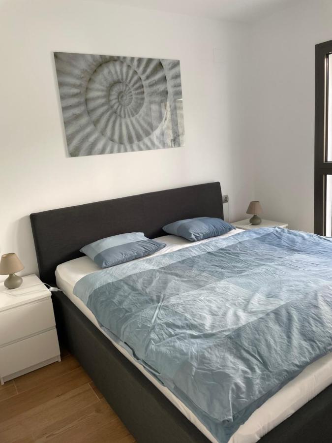 Modern 2 Beds Apartment In Alcaidesa Bagian luar foto